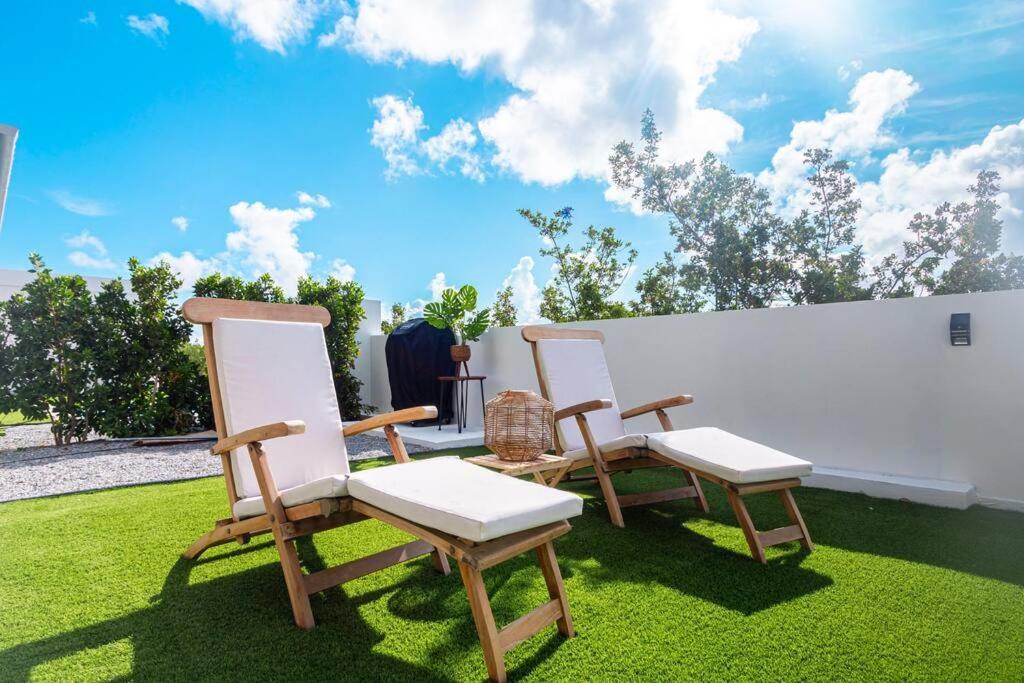 3 Bdrm 2 Bath With Private Pool- Azure Residences Pousada