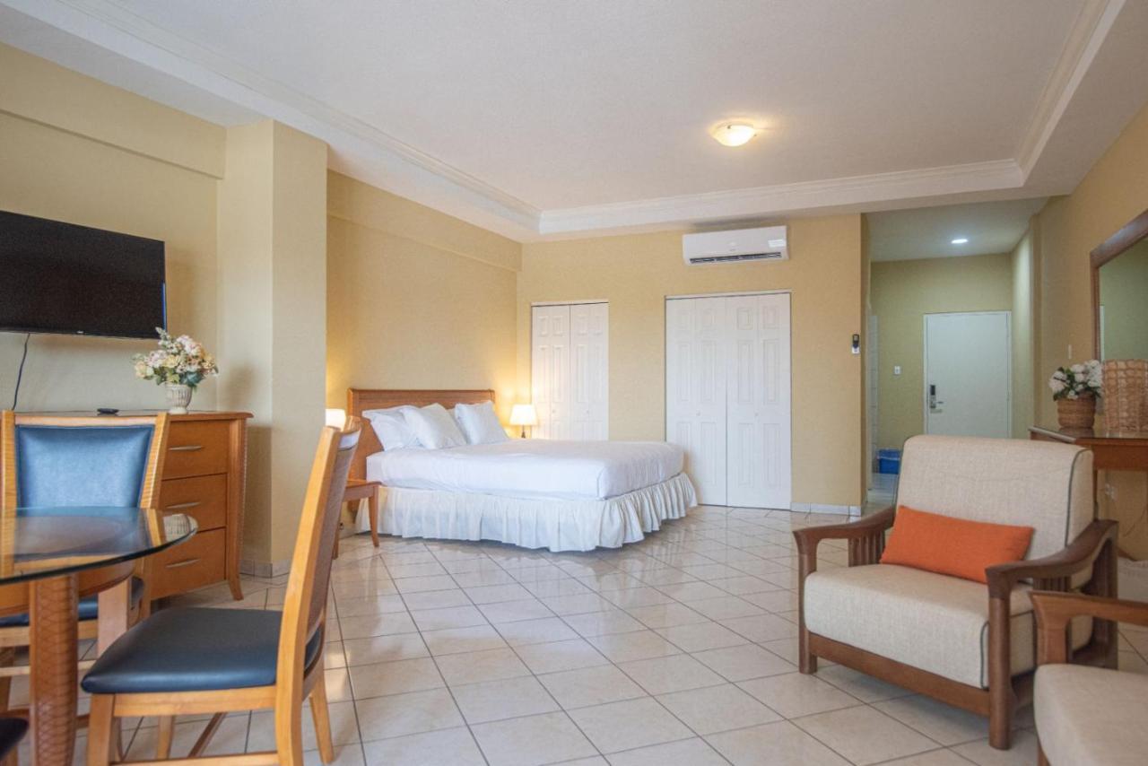 Bay Harbor Luxury 1 Bedroom Apartment *