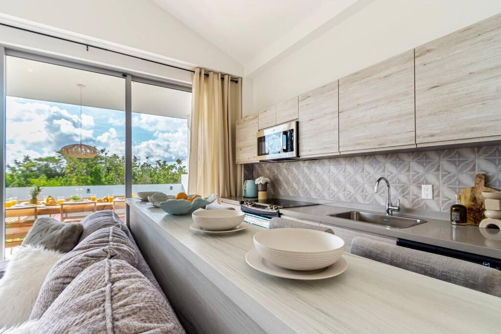 3 Bdrm 2 Bath With Private Pool- Azure Residences Pousada Palm Beach