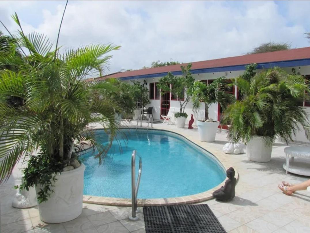 Aparthotel First Day Hotel On Aruba Oranjestad
