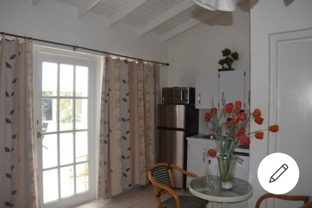 First Day Hotel On Aruba Aparthotel *