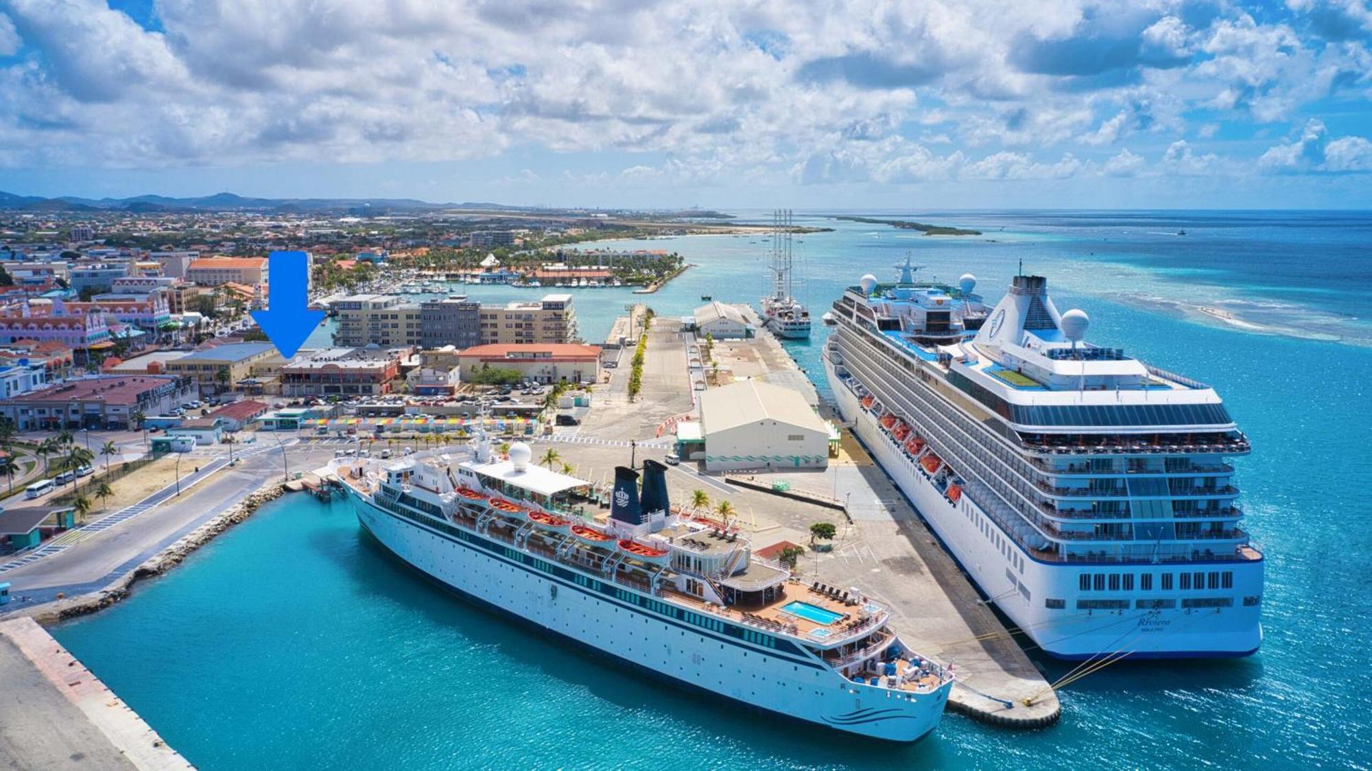 Bay Harbor Luxury 1 Bedroom Apartment Oranjestad