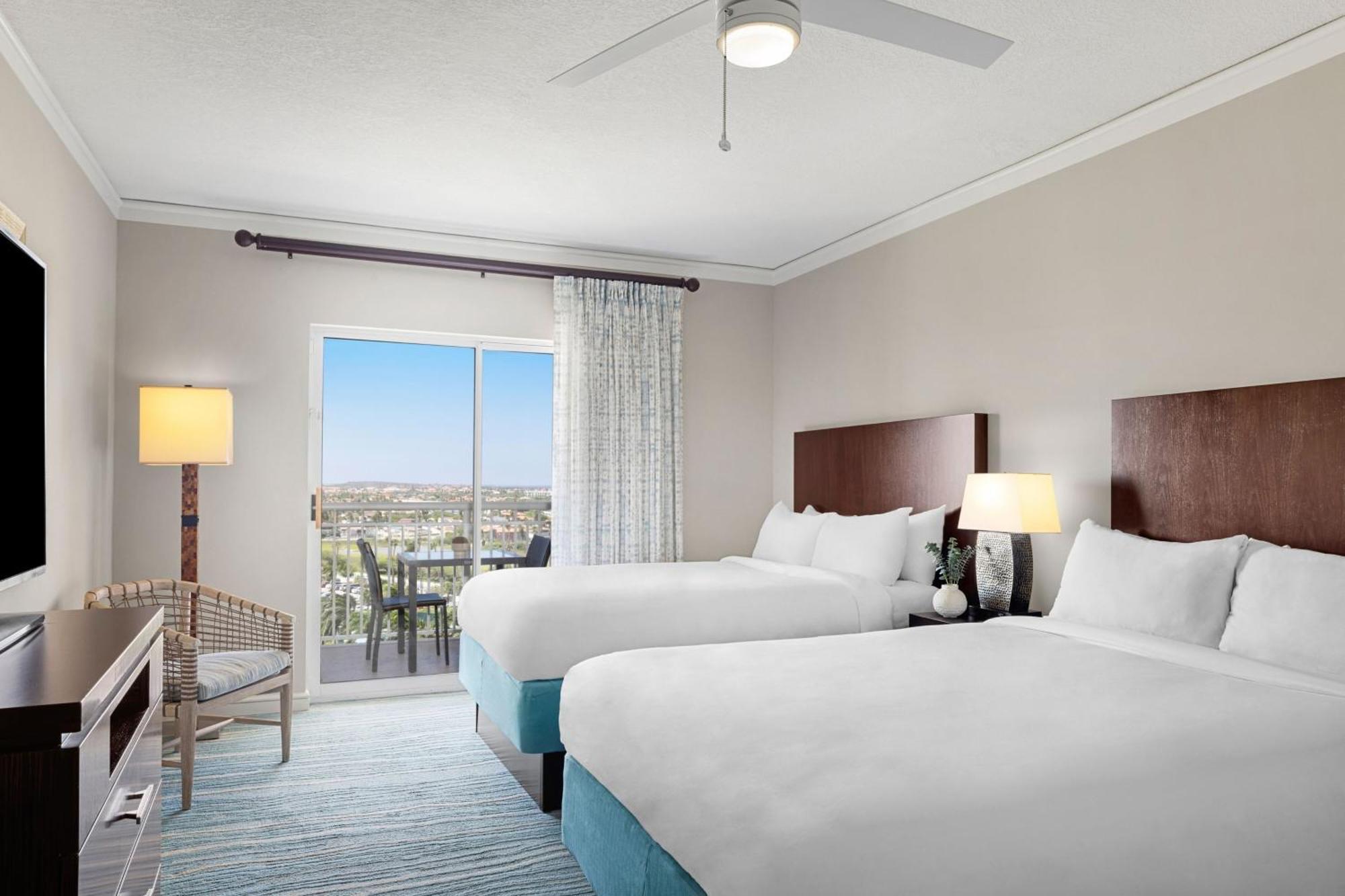 Hotel Marriott's Aruba Surf Club 3*