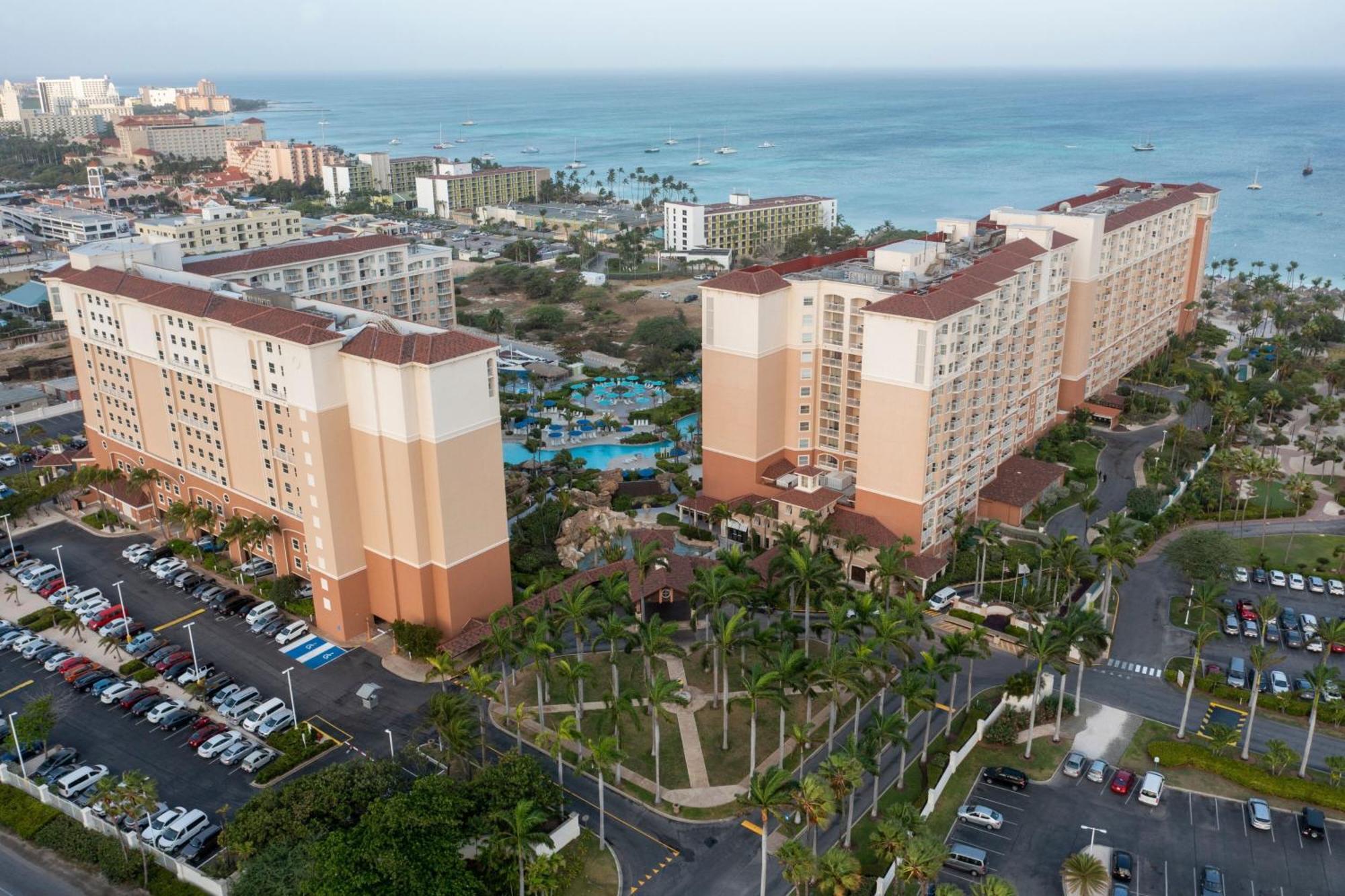 Marriott's Aruba Surf Club Hotel 3*