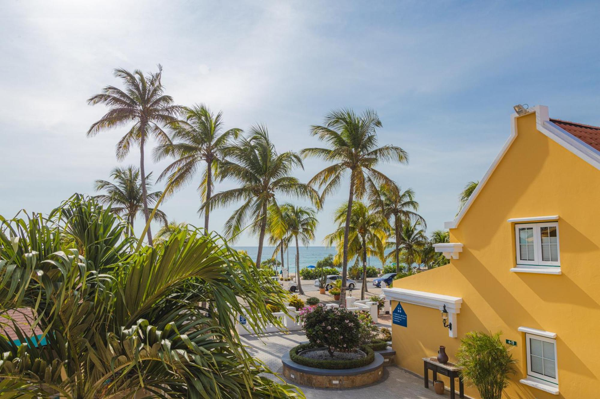 Amsterdam Manor 4* Palm Beach
