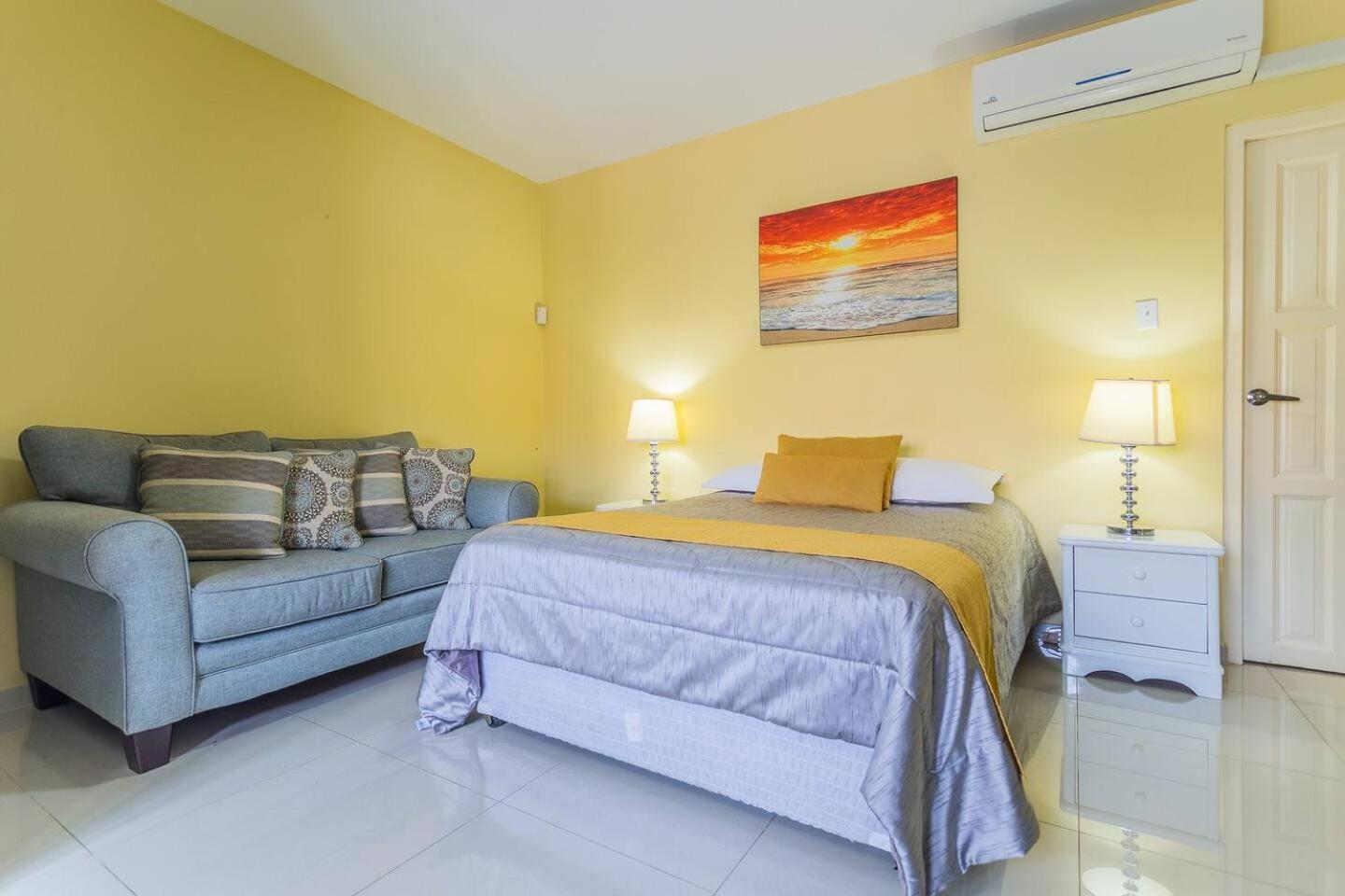 Apartment Juanedu Oranjestad