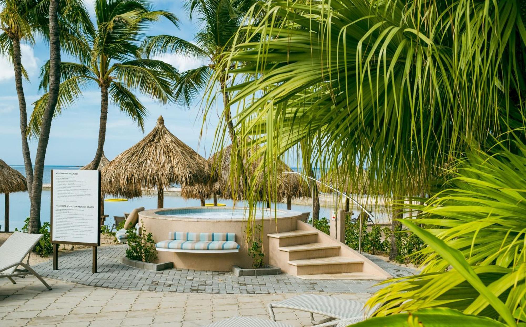 Resort Renaissance Wind Creek Aruba
