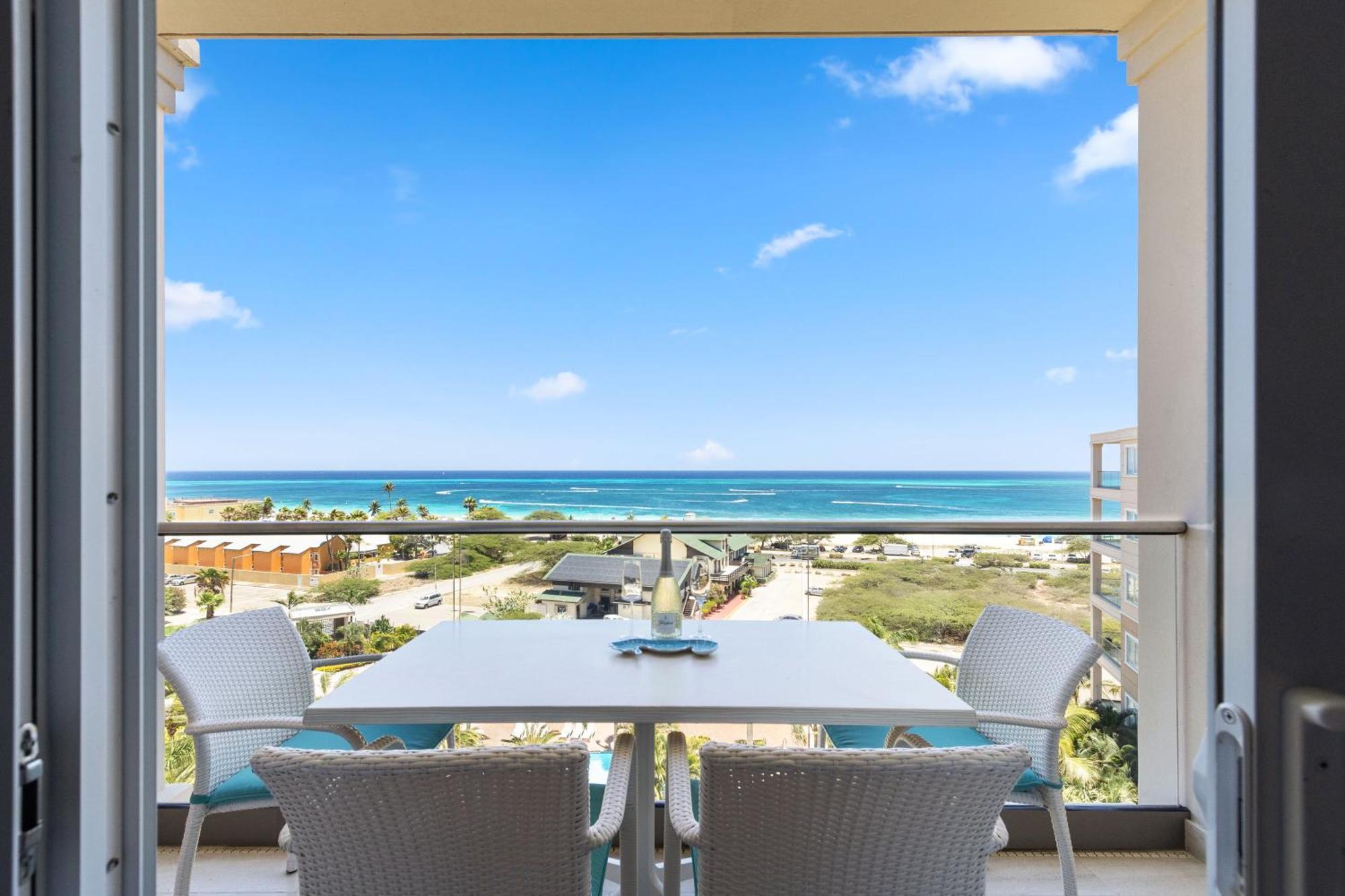 Le Vent Eagle By Bocobay Aruba Aparthotel Palm Beach