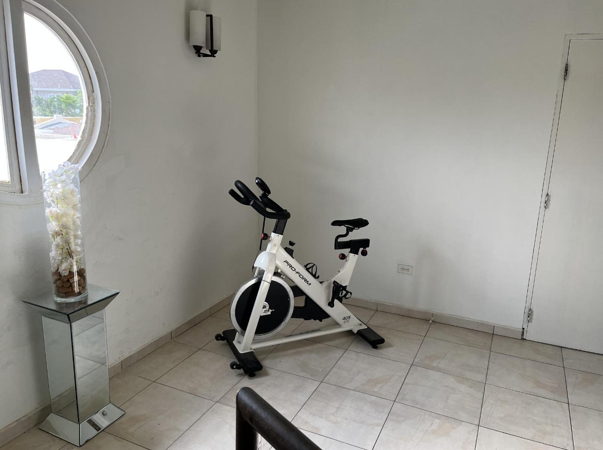 Apartment Genesis Palm Beach