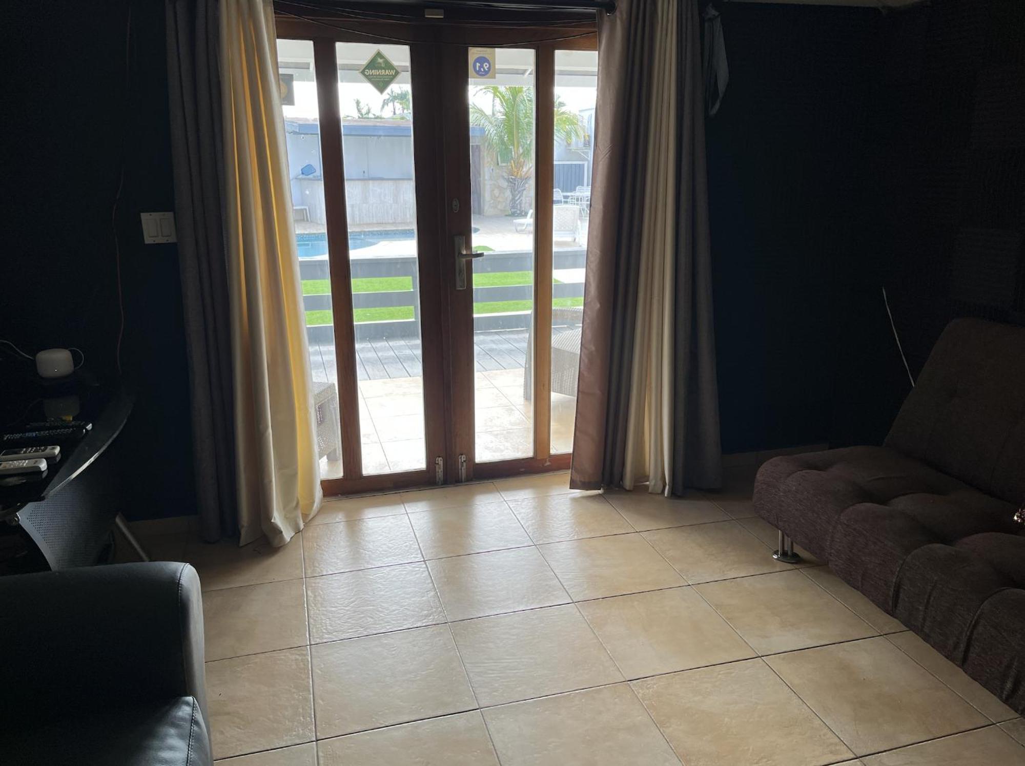 Genesis Apartment *