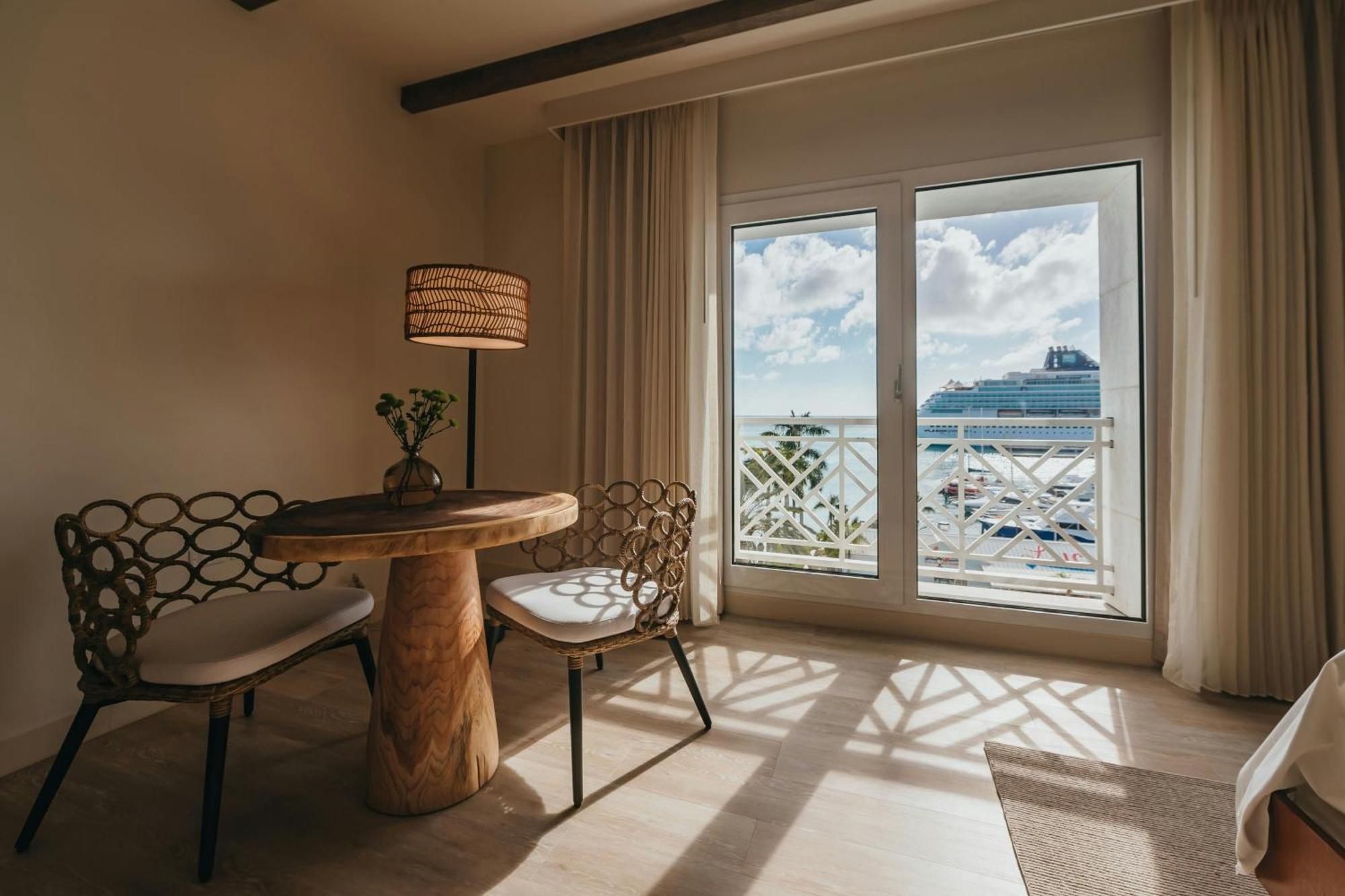 Renaissance Wind Creek Aruba Resort 4*