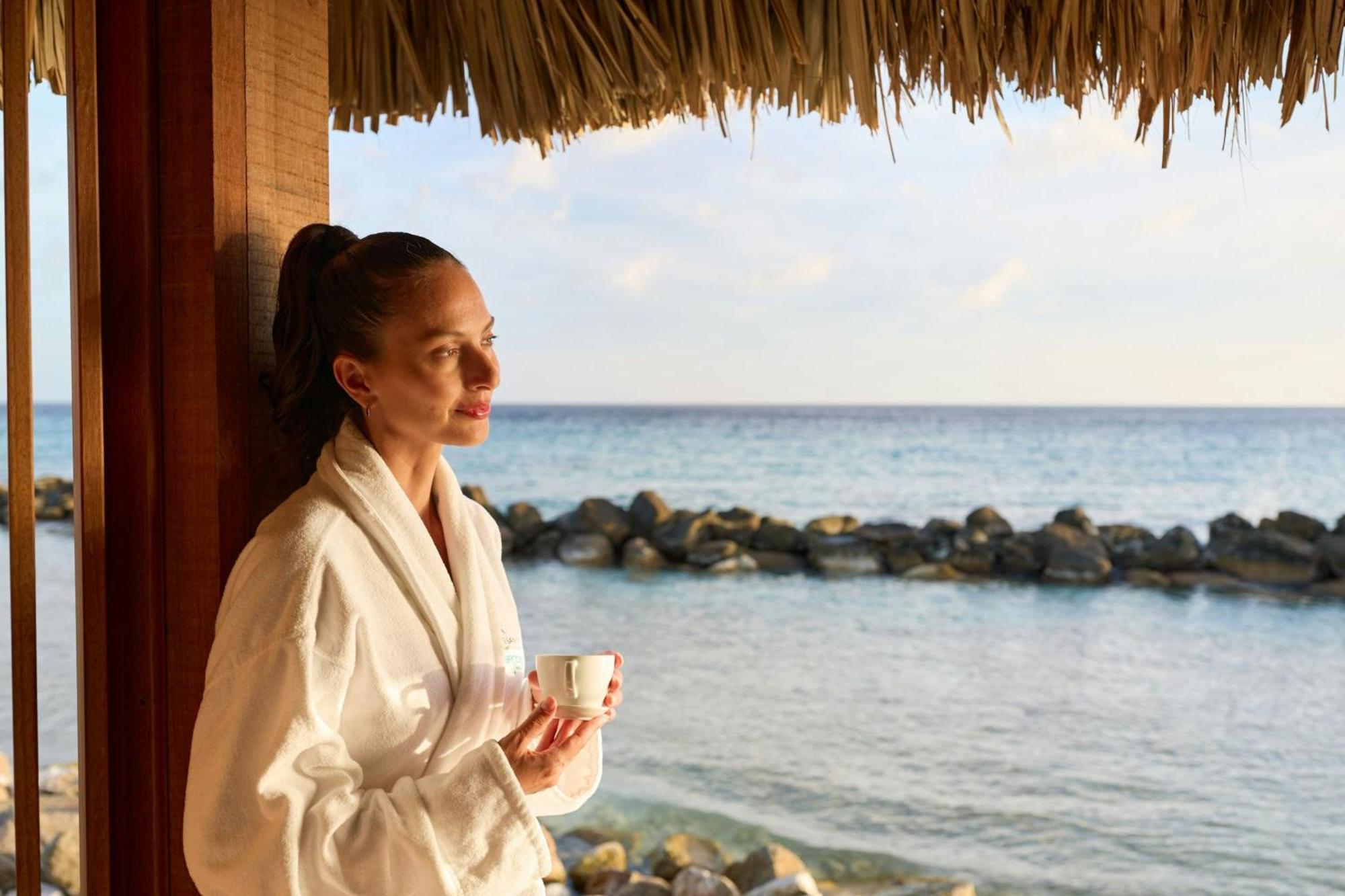 Resort Renaissance Wind Creek Aruba 4*