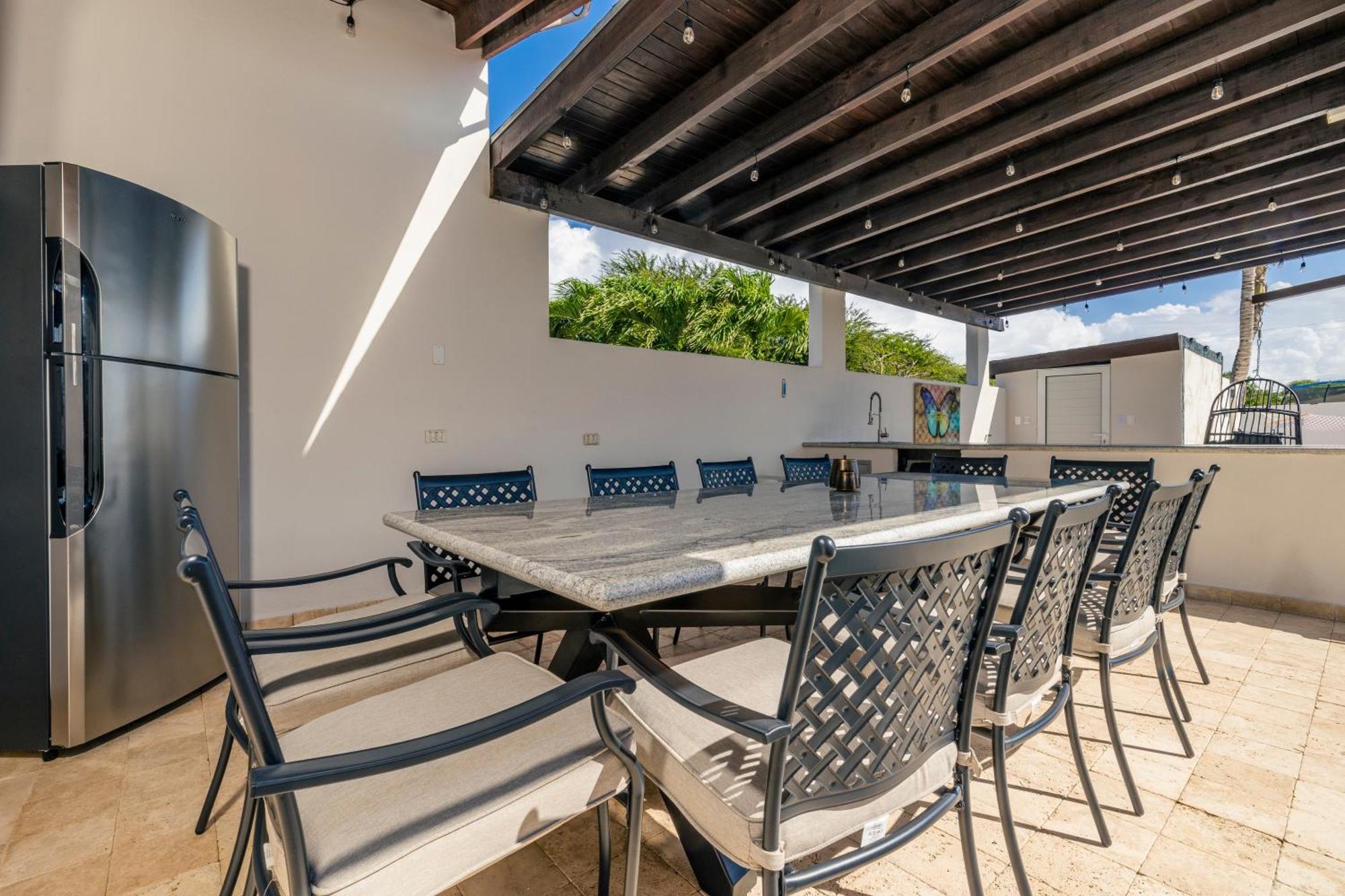 New Tropical Indulgence Sotto Del Sol 7br By Bocobay