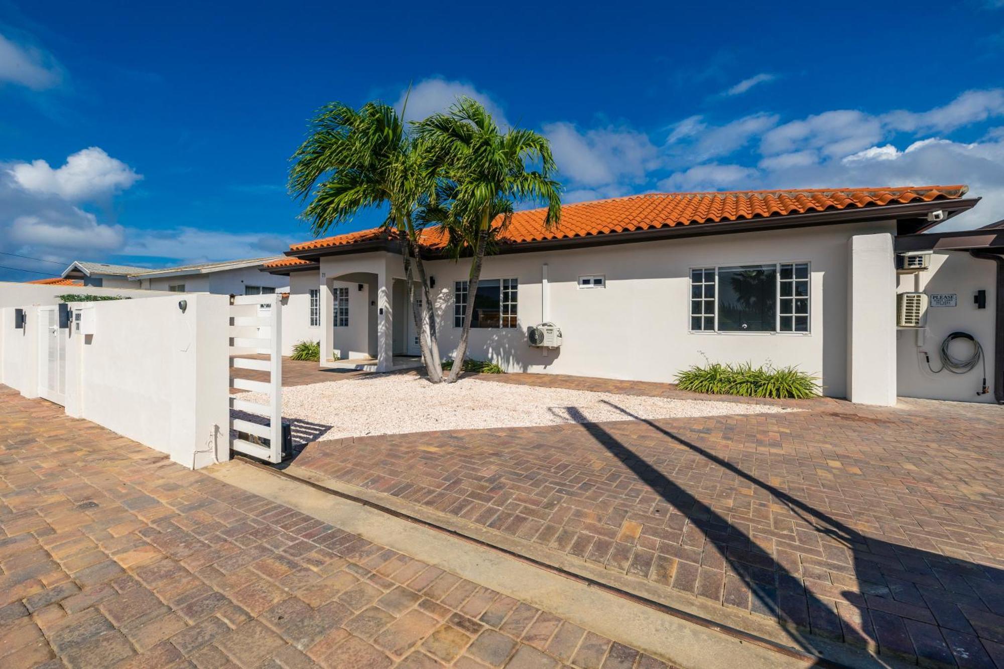New Tropical Indulgence Sotto Del Sol 7br By Bocobay Villa *