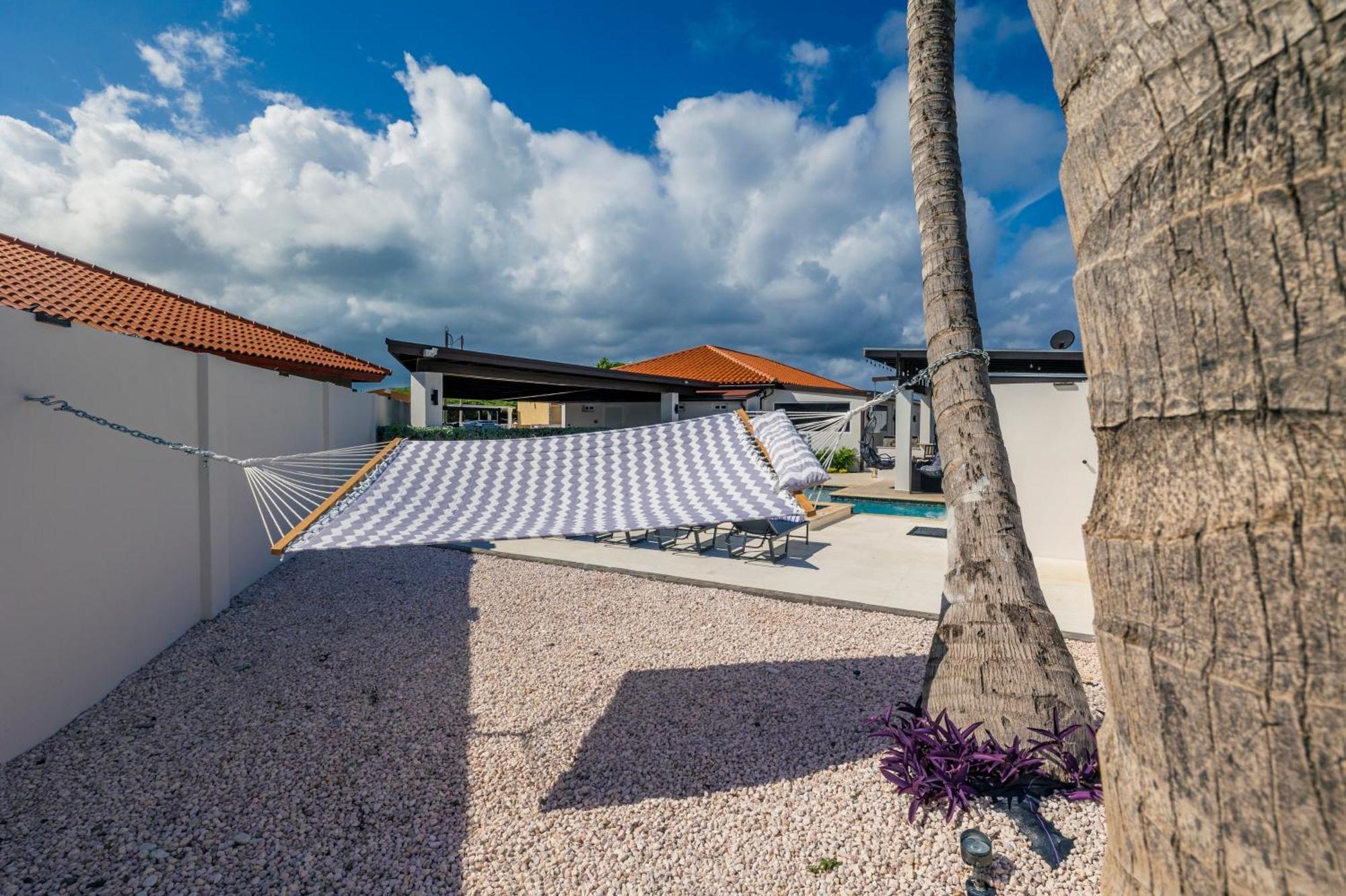 New Tropical Indulgence Sotto Del Sol 7br By Bocobay * Palm Beach