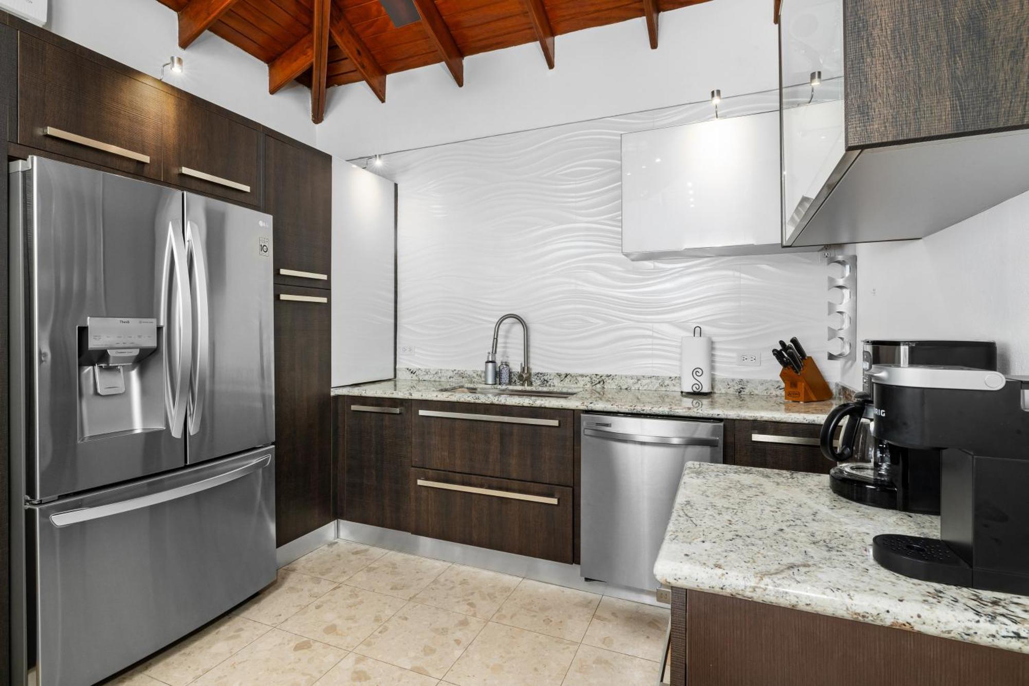 New Tropical Indulgence Sotto Del Sol 7br By Bocobay Palm Beach