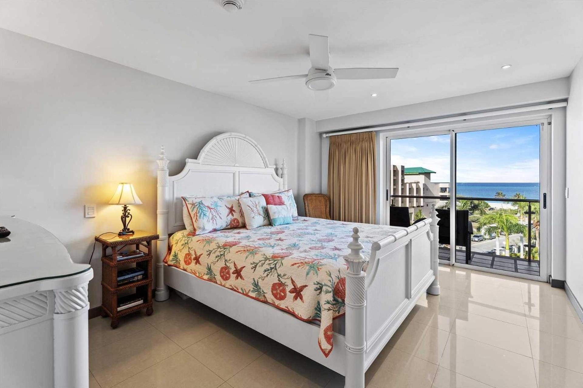 Beachfront - Amber Penthouse 2br - P512 *