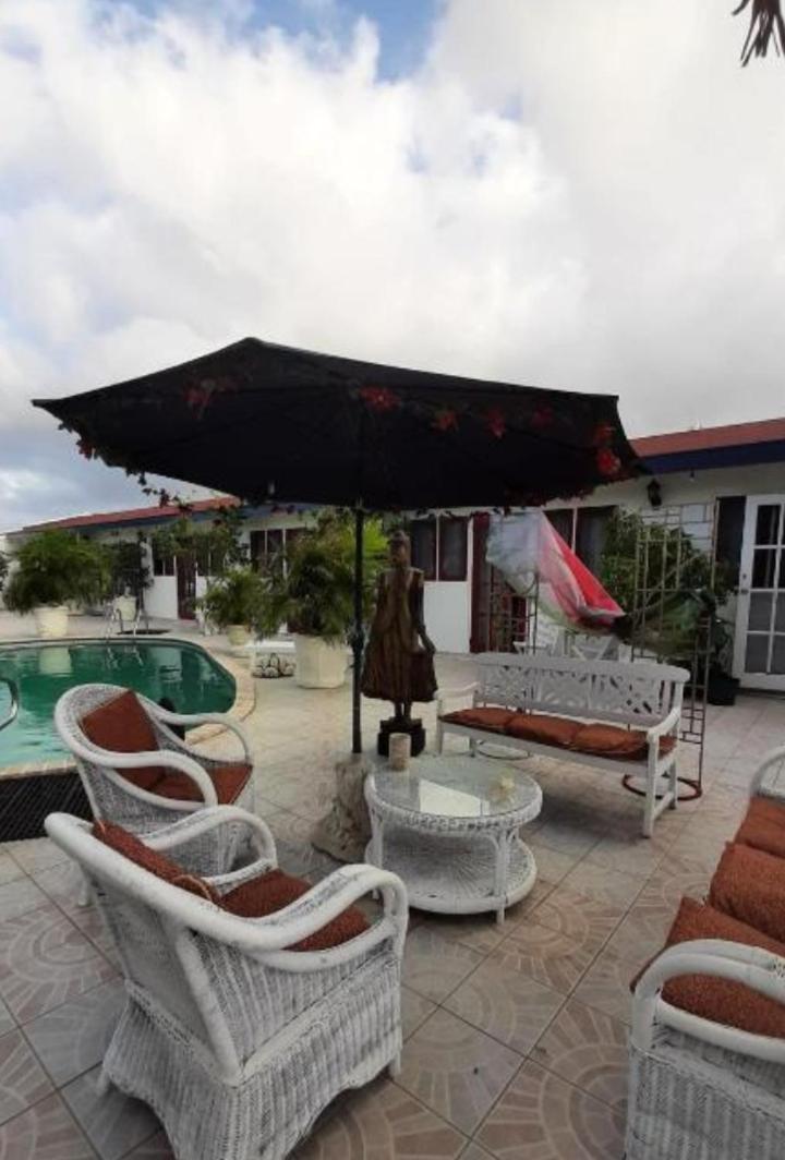 First Day Hotel On Aruba