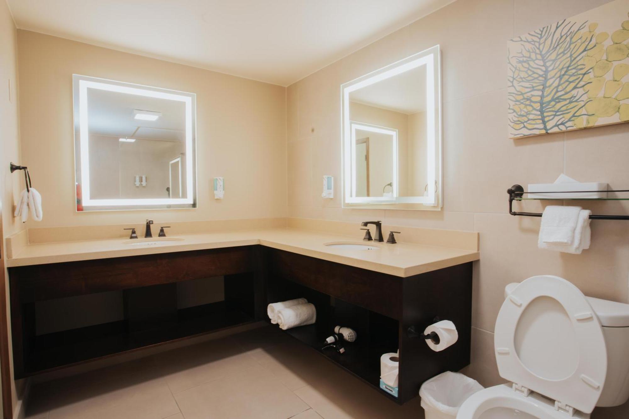 Resort Eagle Aruba 4*