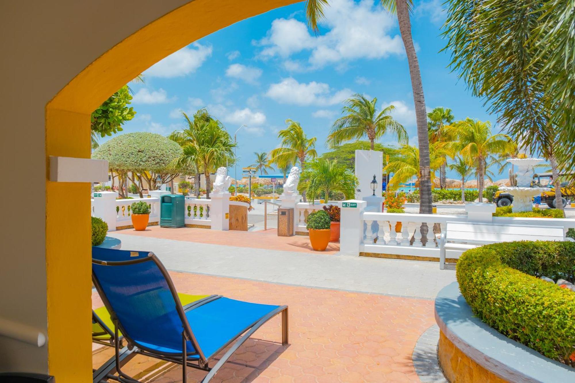 Amsterdam Manor 4* Palm Beach