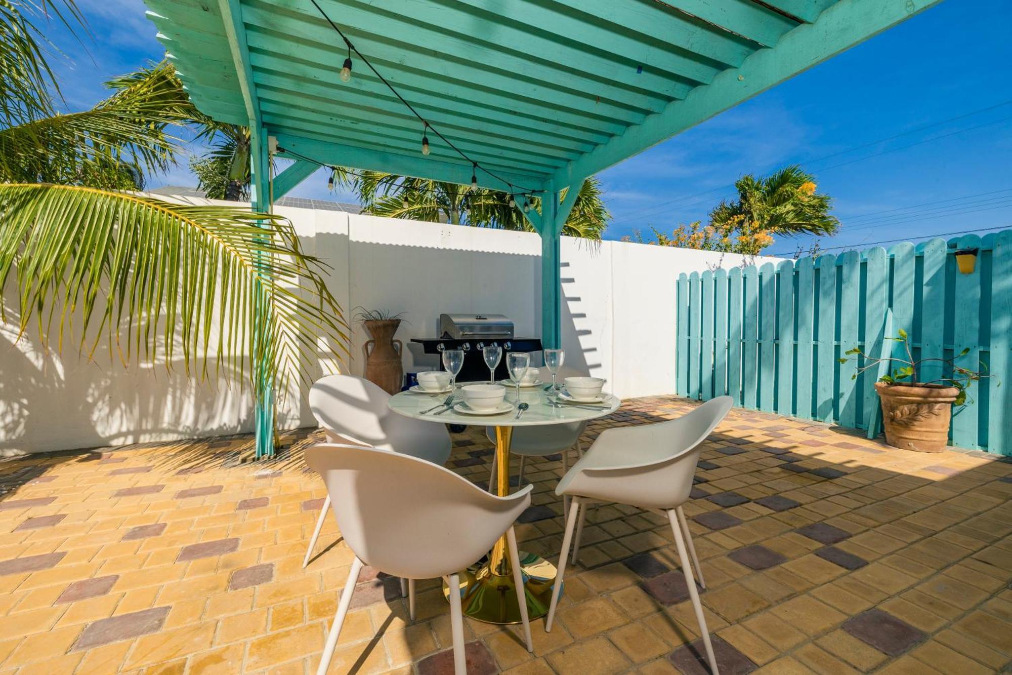 Villa New Indulge In Island Bliss At 6br Casa Soluna By Bocobay