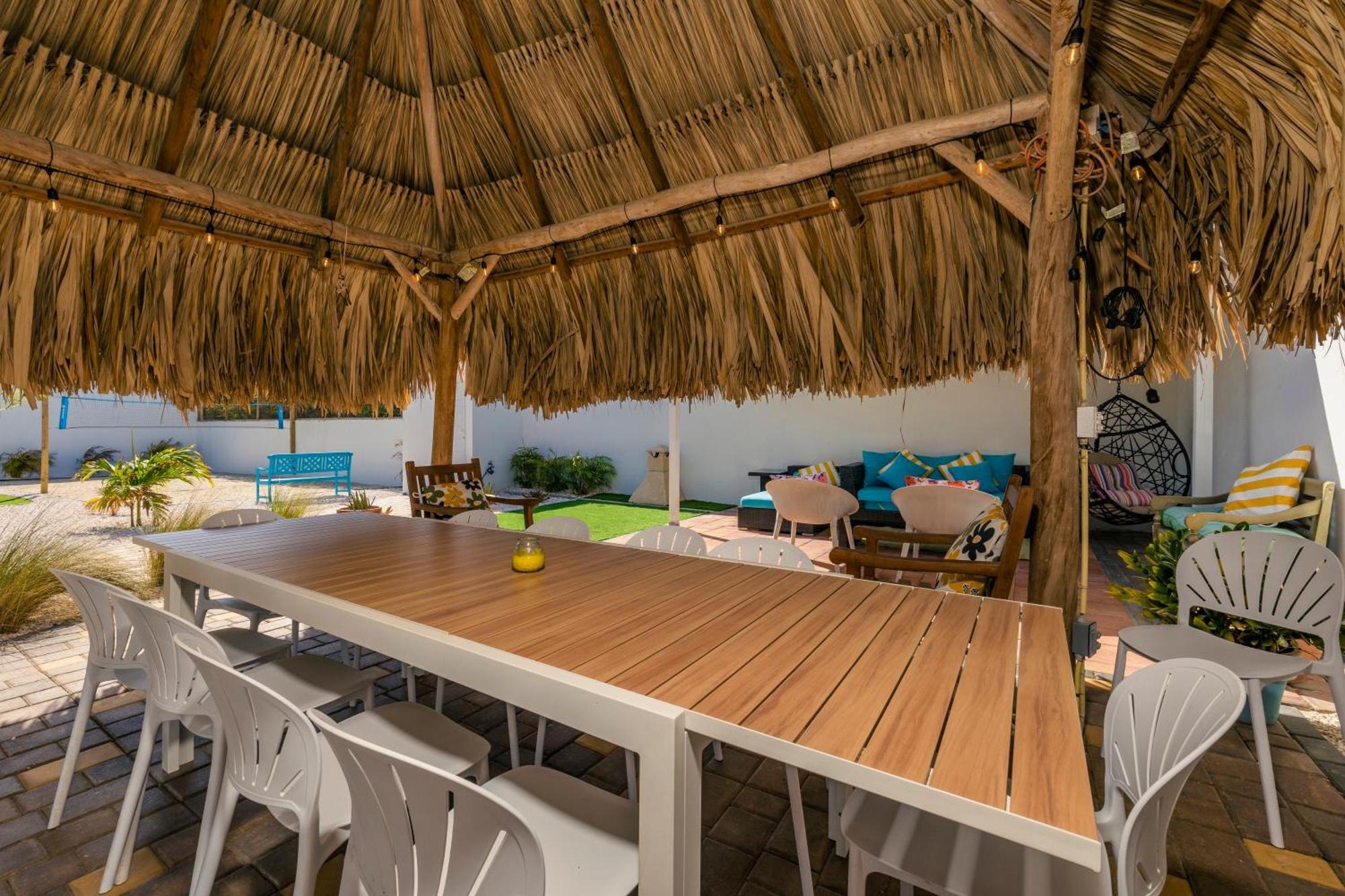 Villa New Indulge In Island Bliss At 6br Casa Soluna By Bocobay Noord