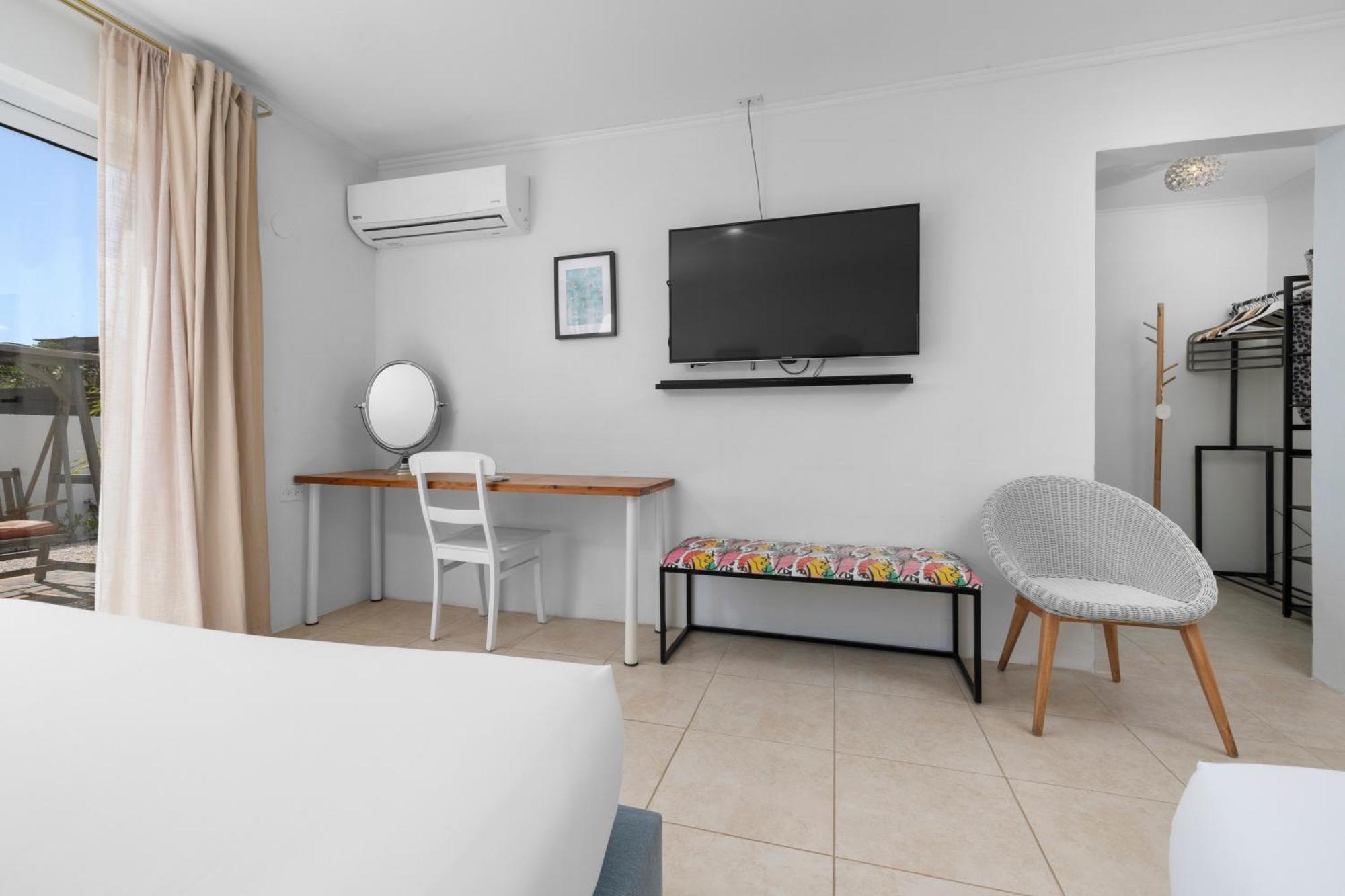 Villa New Indulge In Island Bliss At 6br Casa Soluna By Bocobay