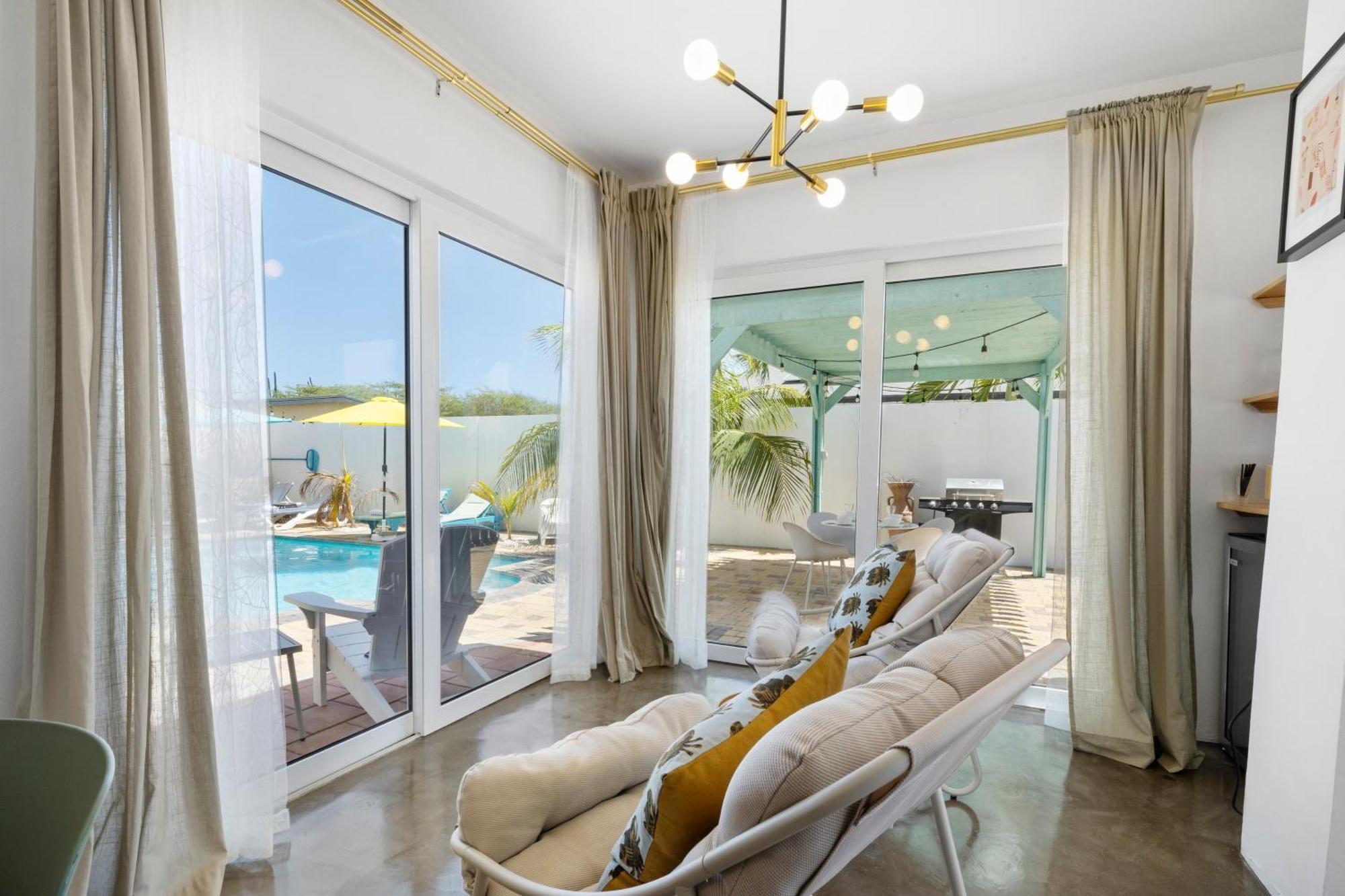 New Indulge In Island Bliss At 6br Casa Soluna By Bocobay *
