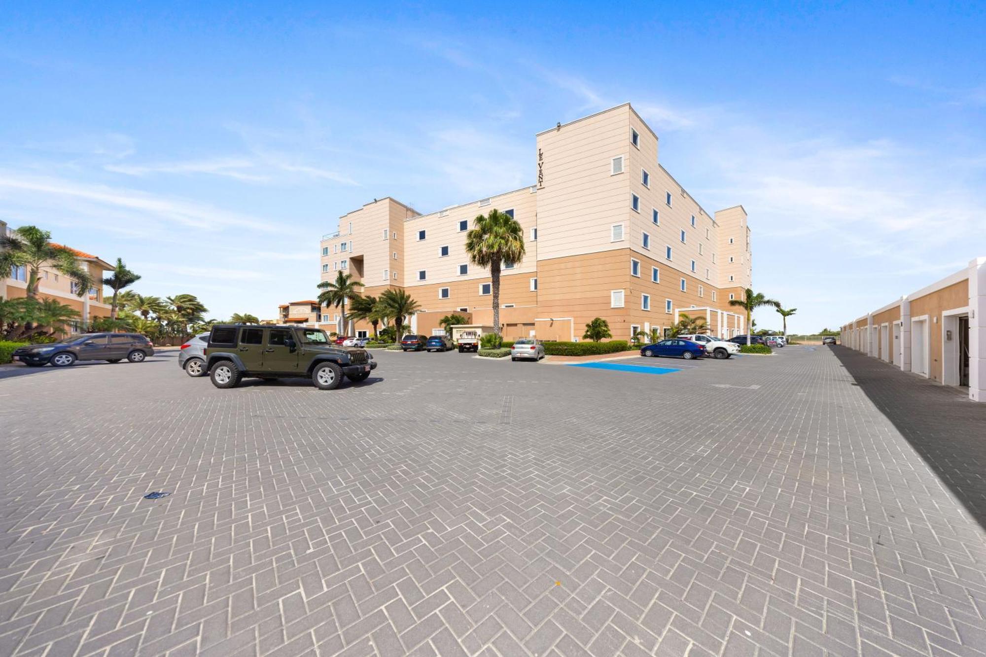 Le Vent Eagle By Bocobay Aruba Aparthotel Palm Beach