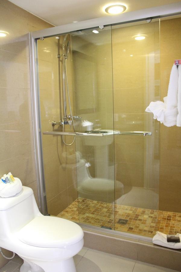 Divi One Bedroom Apartment *