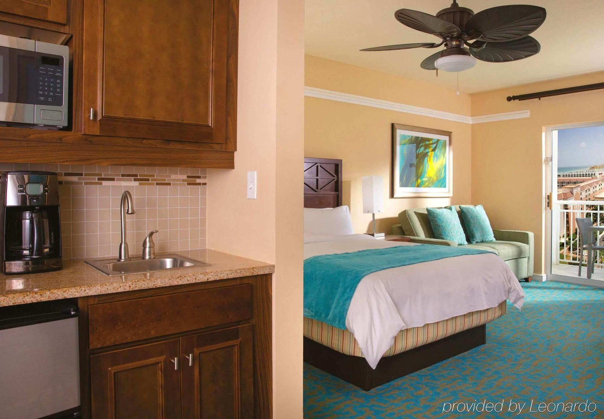 Marriott's Aruba Surf Club 3*