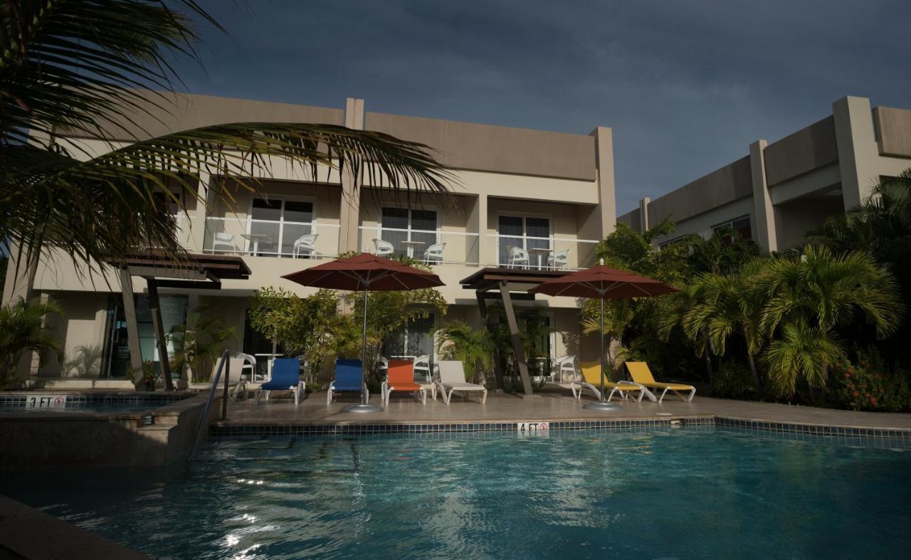 Costa Esmeralda Village Apartment *