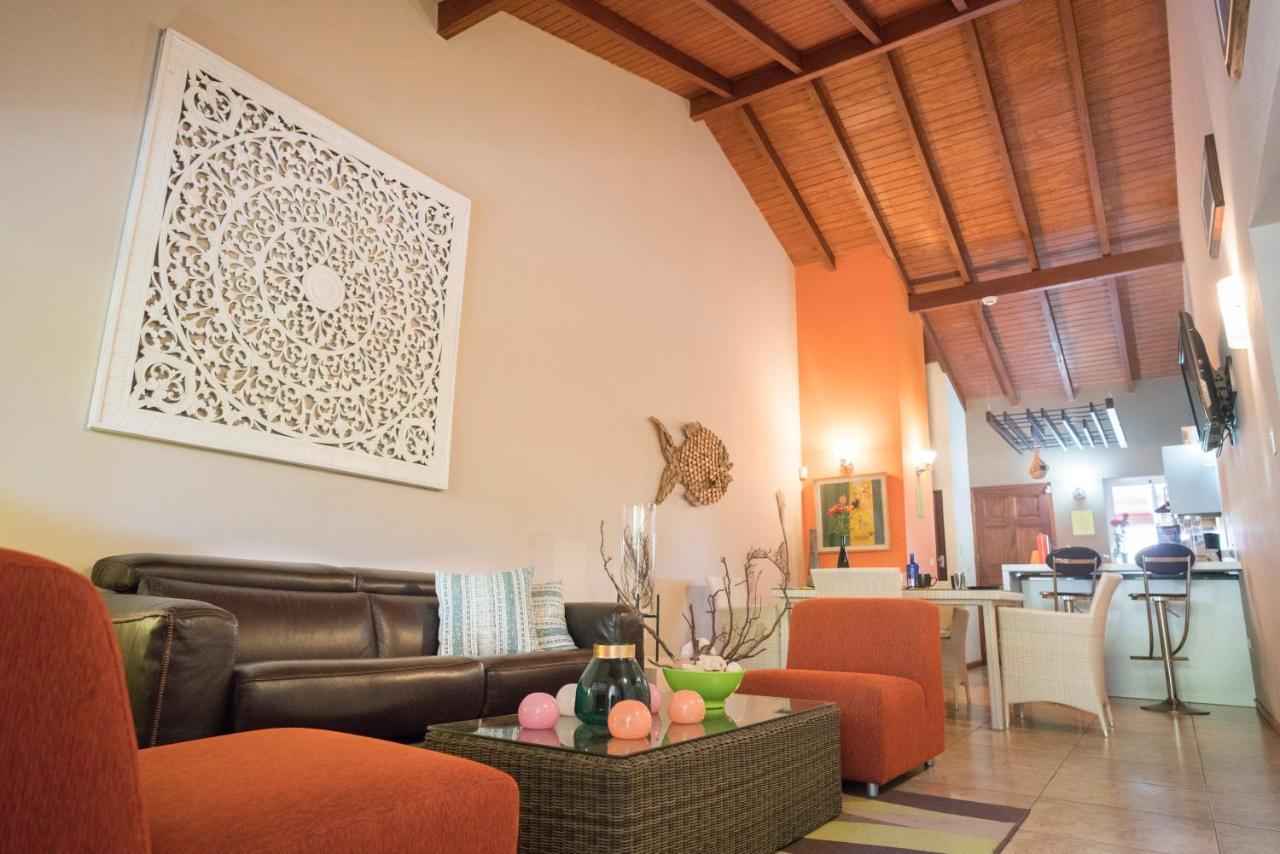 Costa Esmeralda Village Apartment Palm Beach
