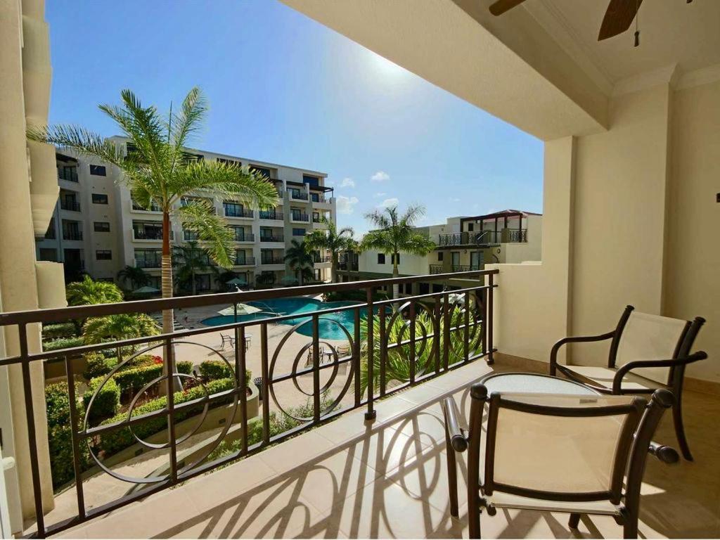 Apartment Aruba Stop By The Stop Club