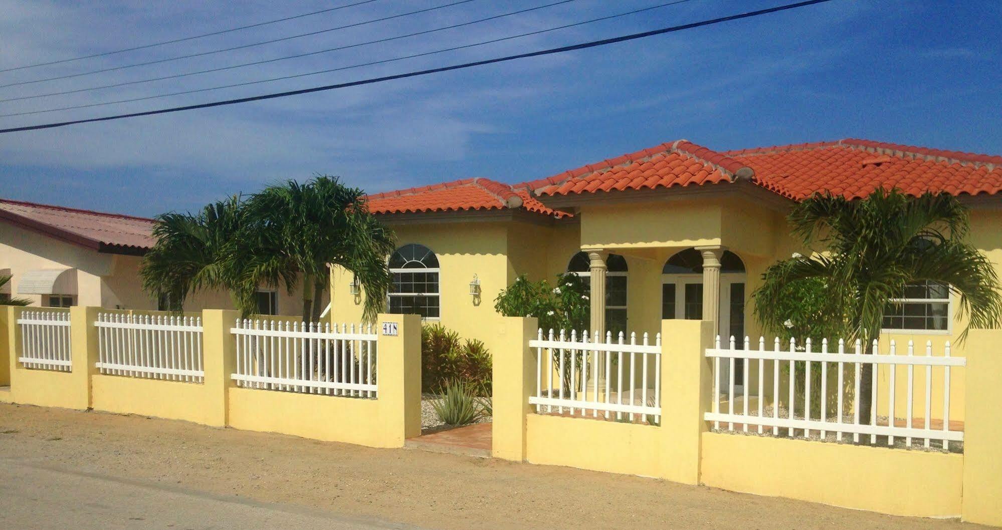 Aruba Dream Villa *