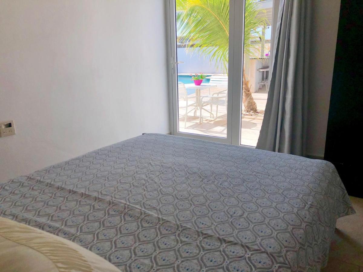 Genesis Apartment Palm Beach